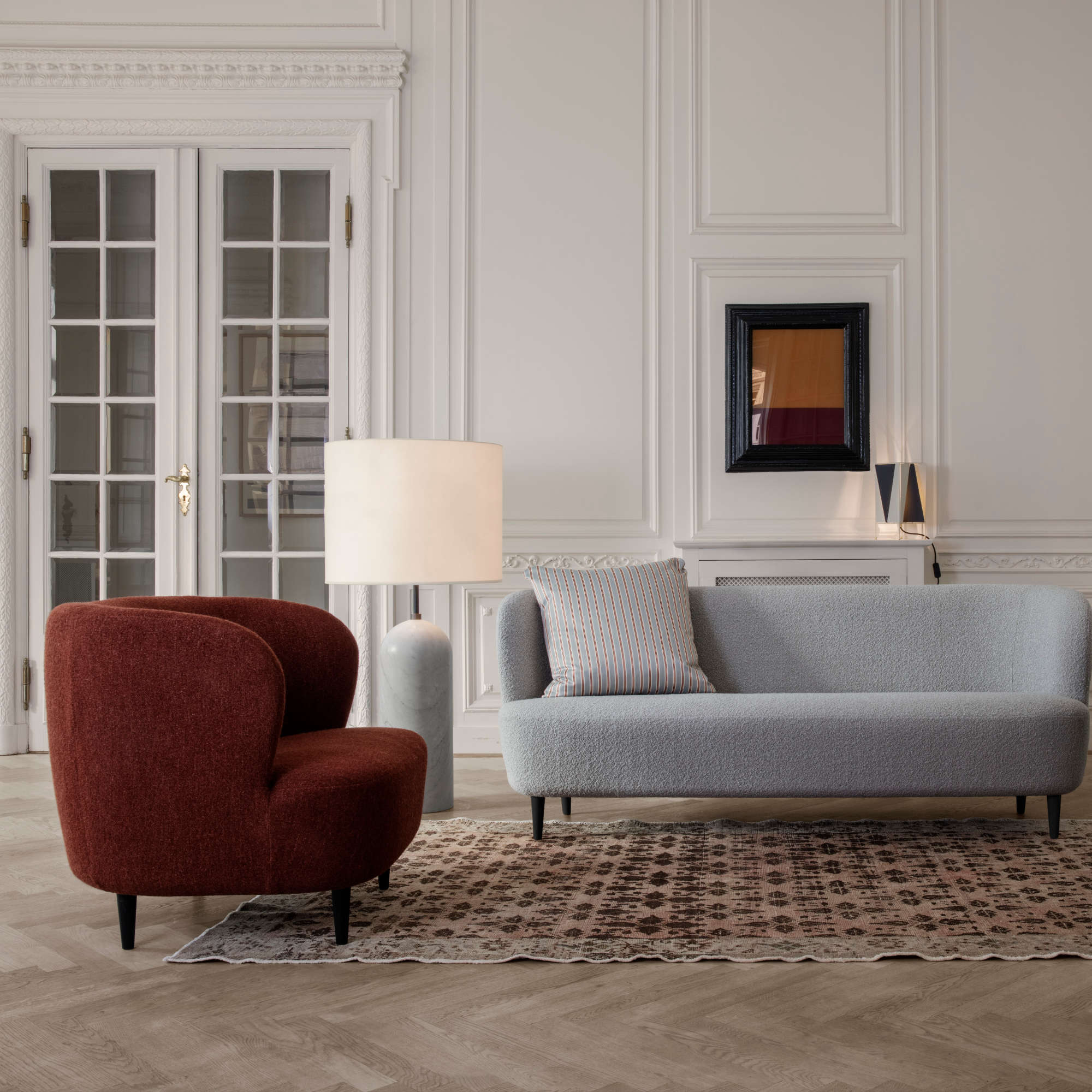 Gravity 10012273 XL Low Floor Lamp - White Marble/White Shade-2