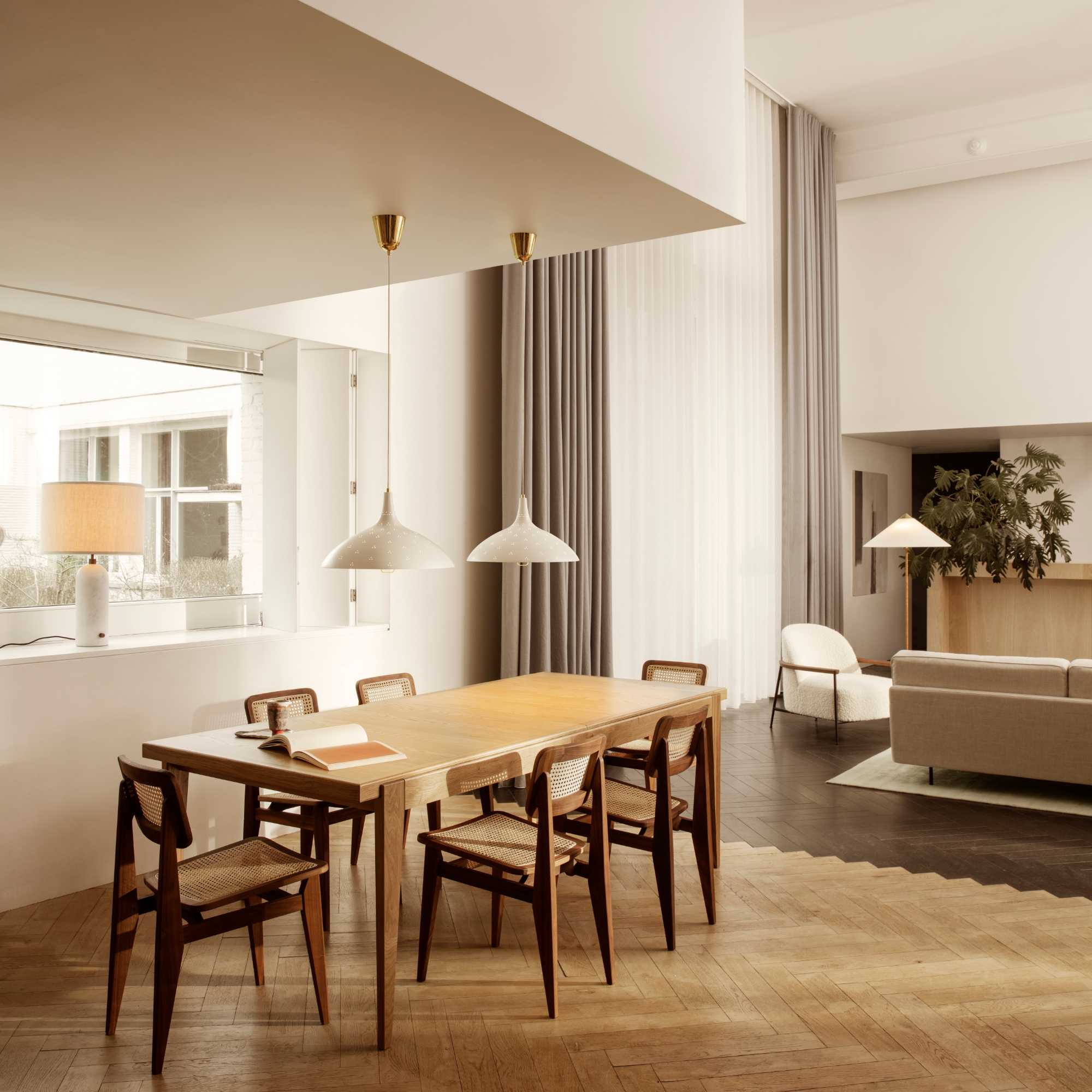 مصباح طاولة كبير من جرافيتي 10012328 - رخام أبيض/ظل أبيض-2