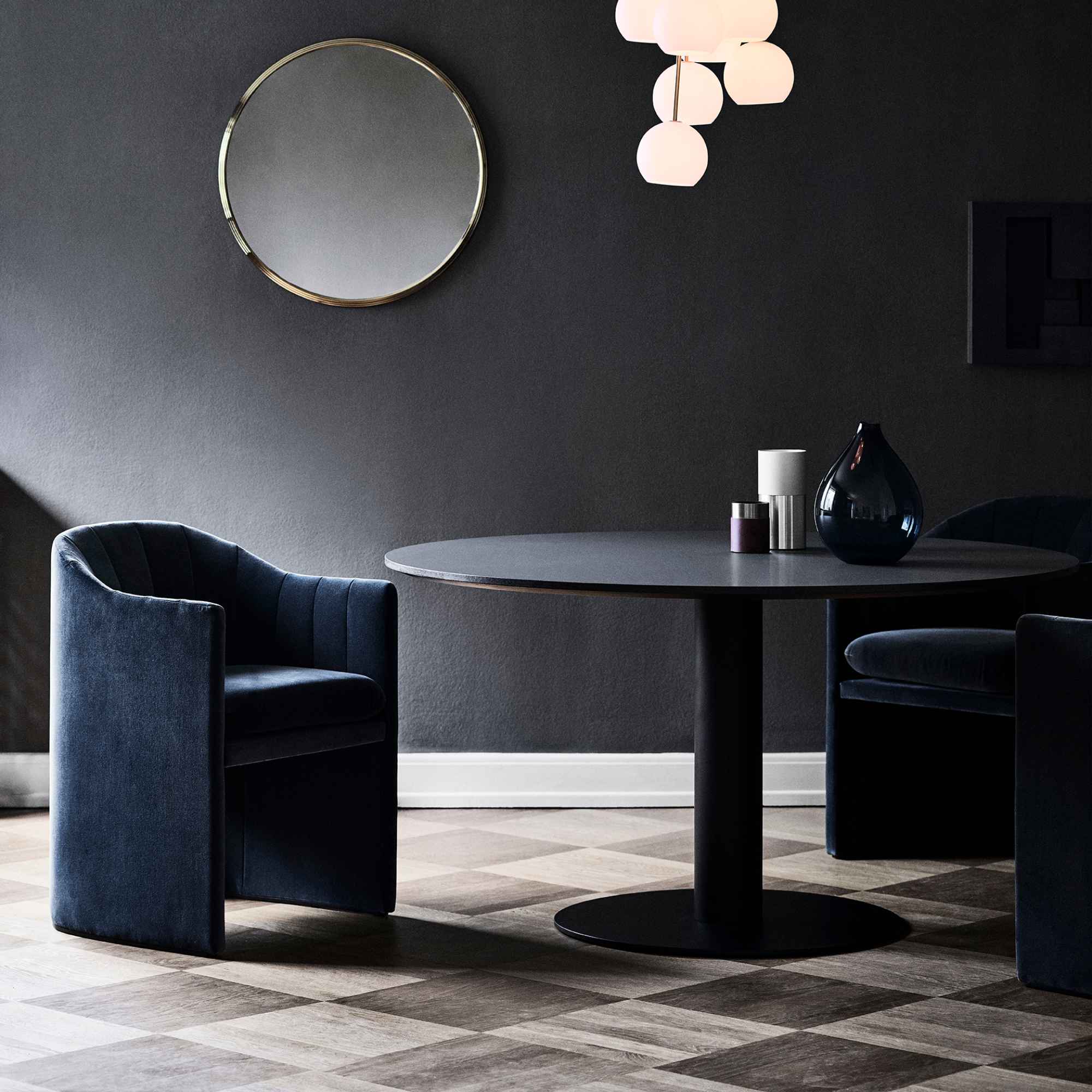 In Between SK12 Dining Table - Black/Black Lacquered Oak-3