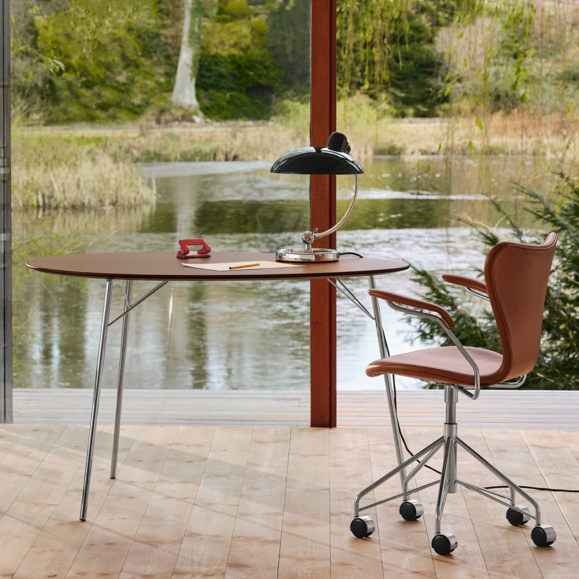 kaiser Idell 6631-T Luxus Table Lamp - Black-3