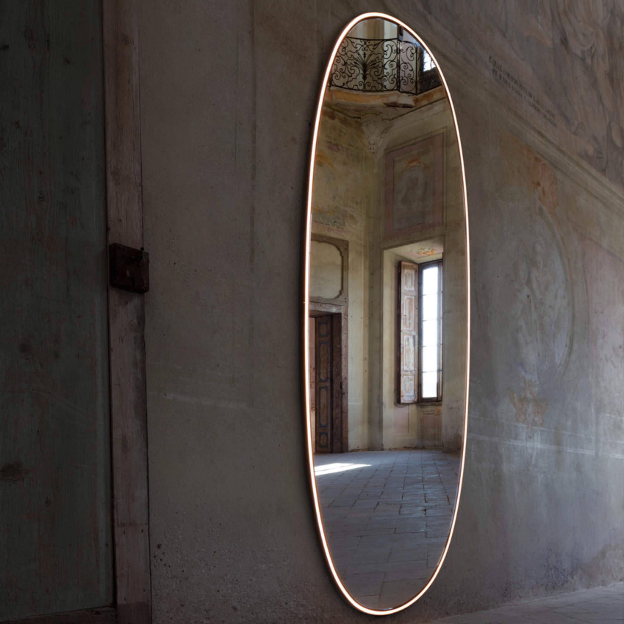 La Plus Belle Wall Lamp - Polished Bronze