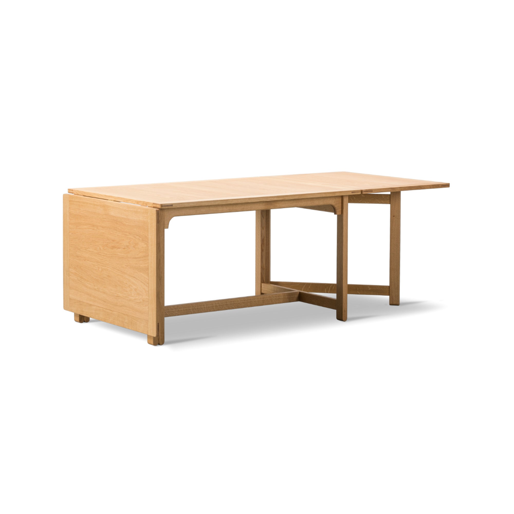 BM71 Library 6271 Dining Table - Oak Oil