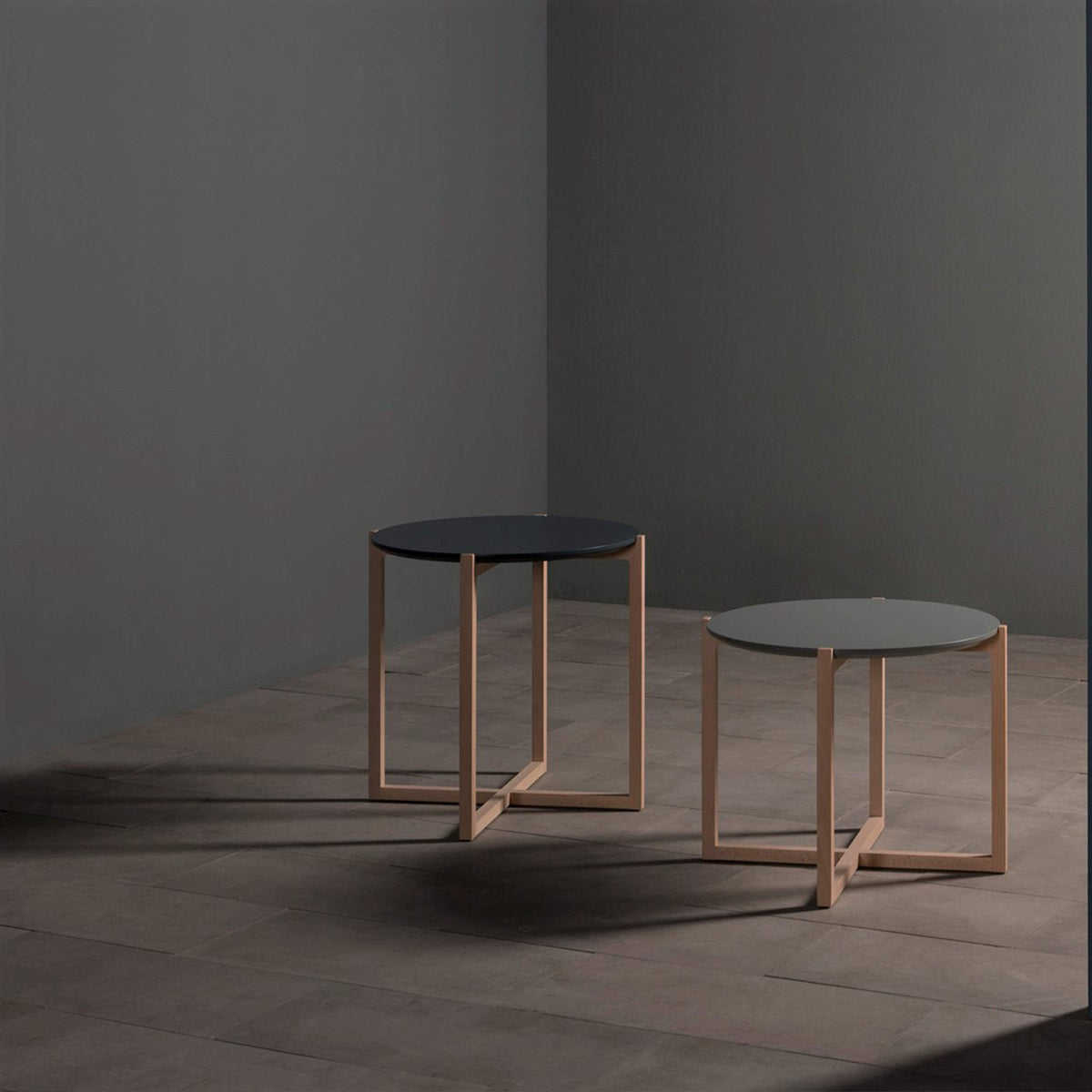 Lotta Side Table – 45x50 / Wood (Walnut)-6