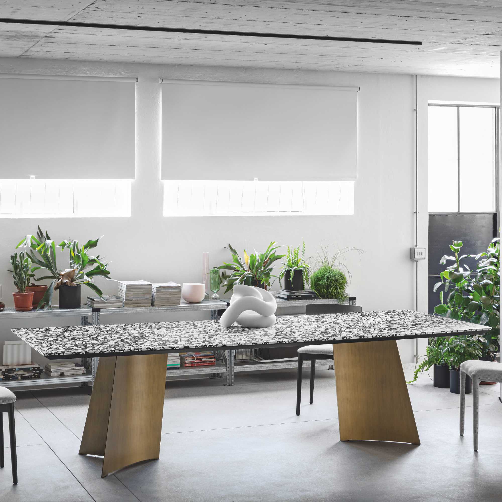 Maggese TP 787 Dining Table - Bronze/Walnut