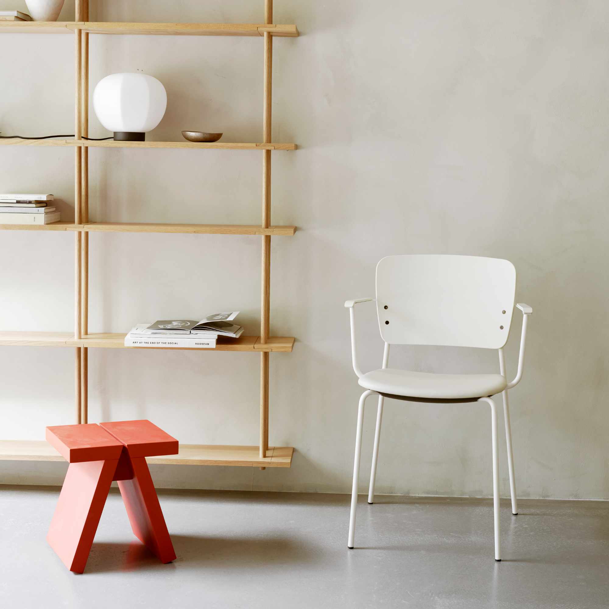 Mono Metal Base with Armrest Dining Chair - Lacquered Oak-3