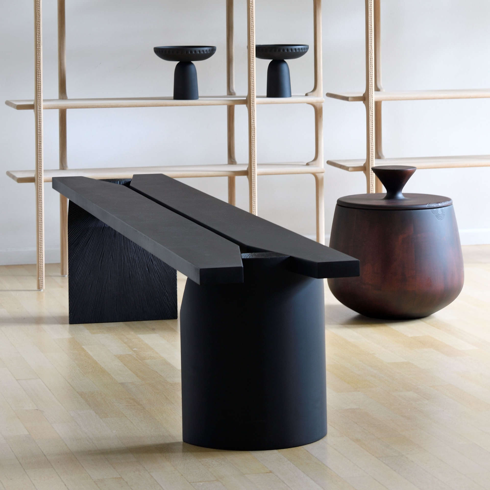 Morpho 230 Bench - Maple Black