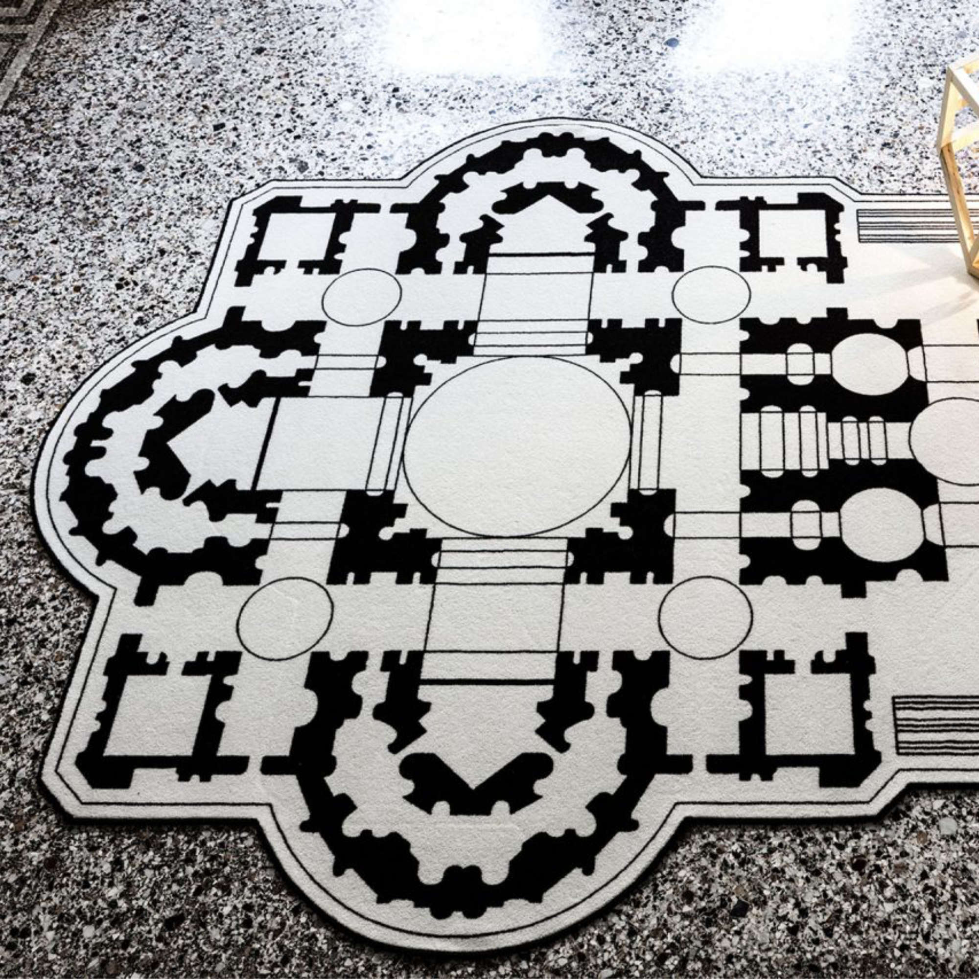 Pietro Rug - Black & White - 300 x 230-5