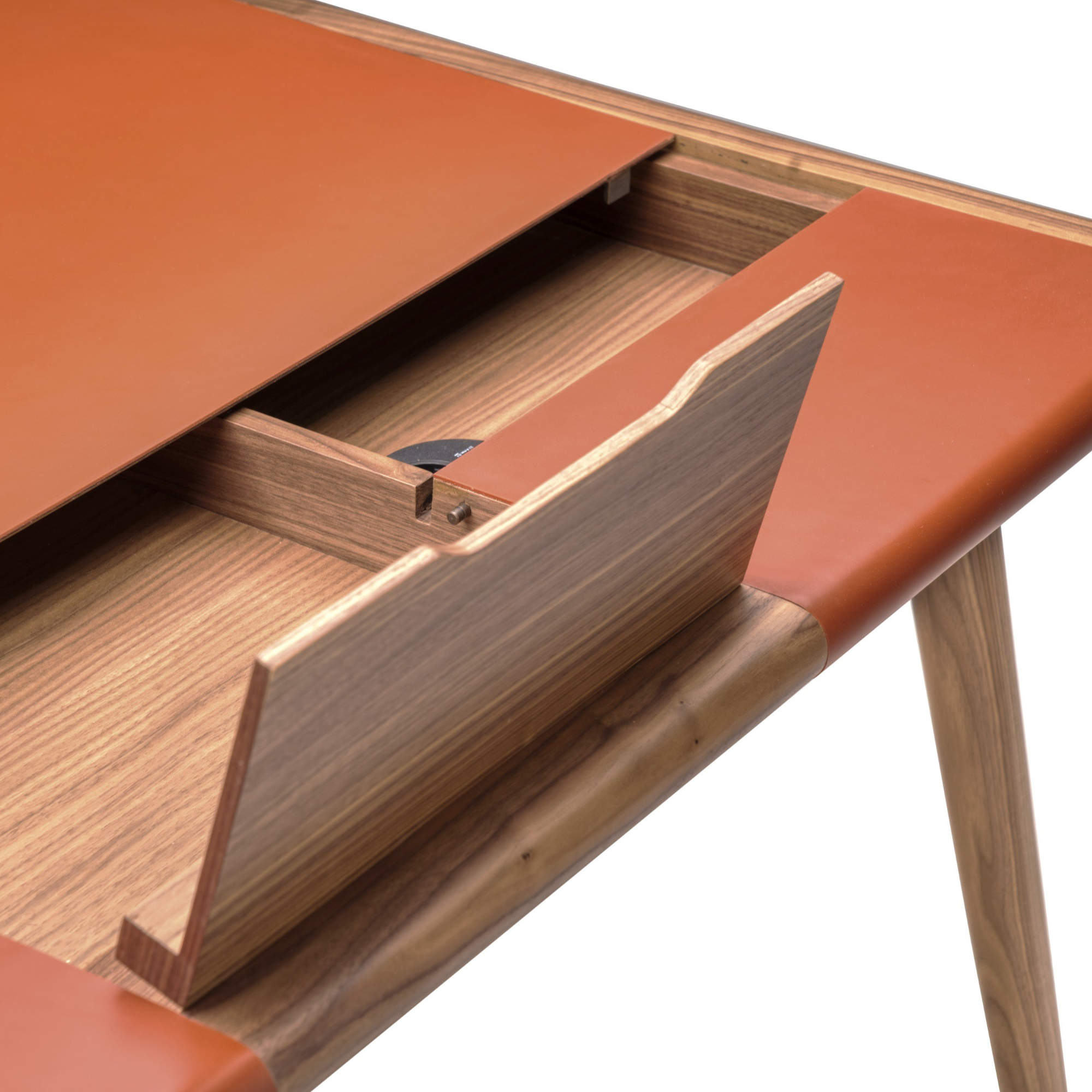 Scriba T490 Desk - Walnut/Cuoio 01-4