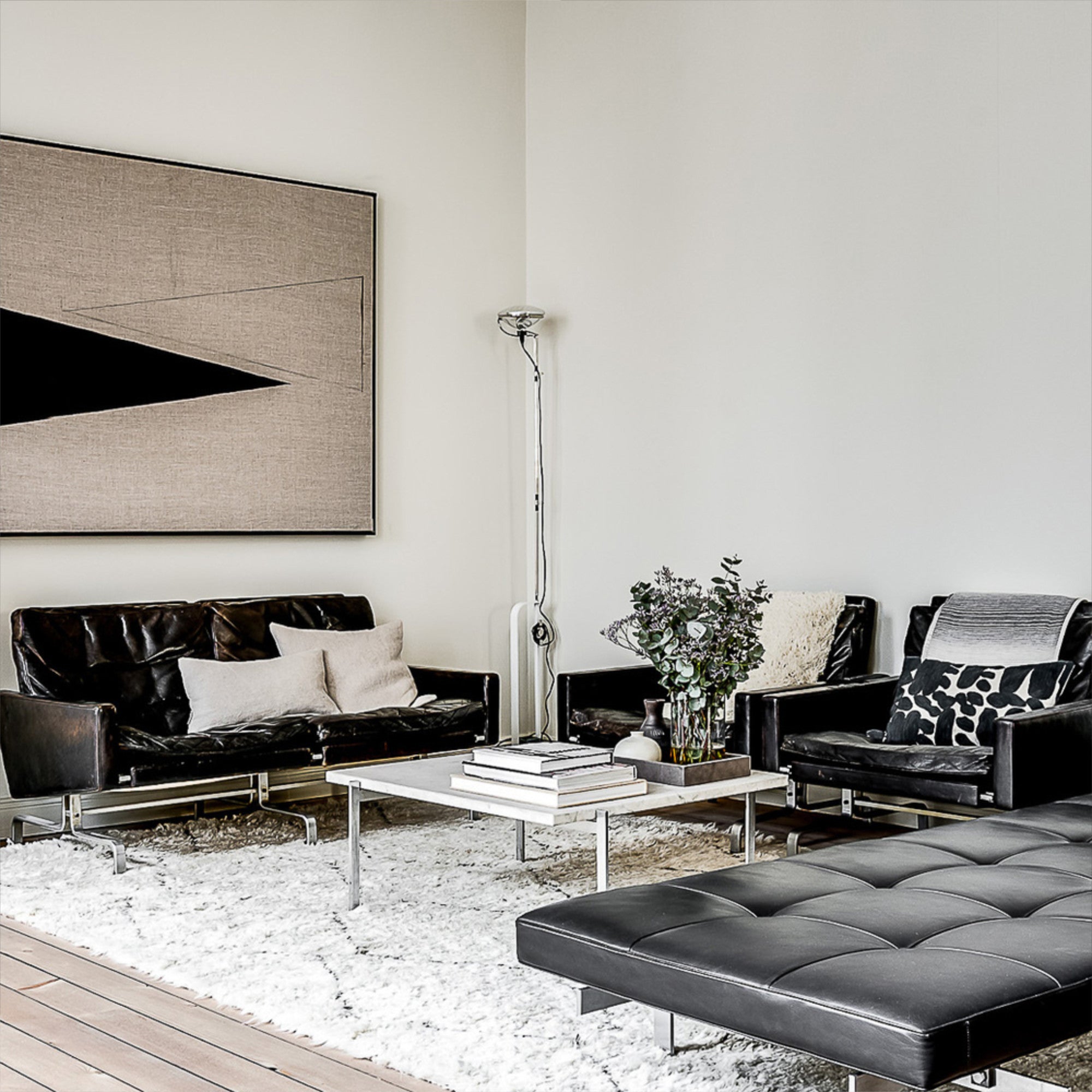 Toio LED Floor Lamp - White-2