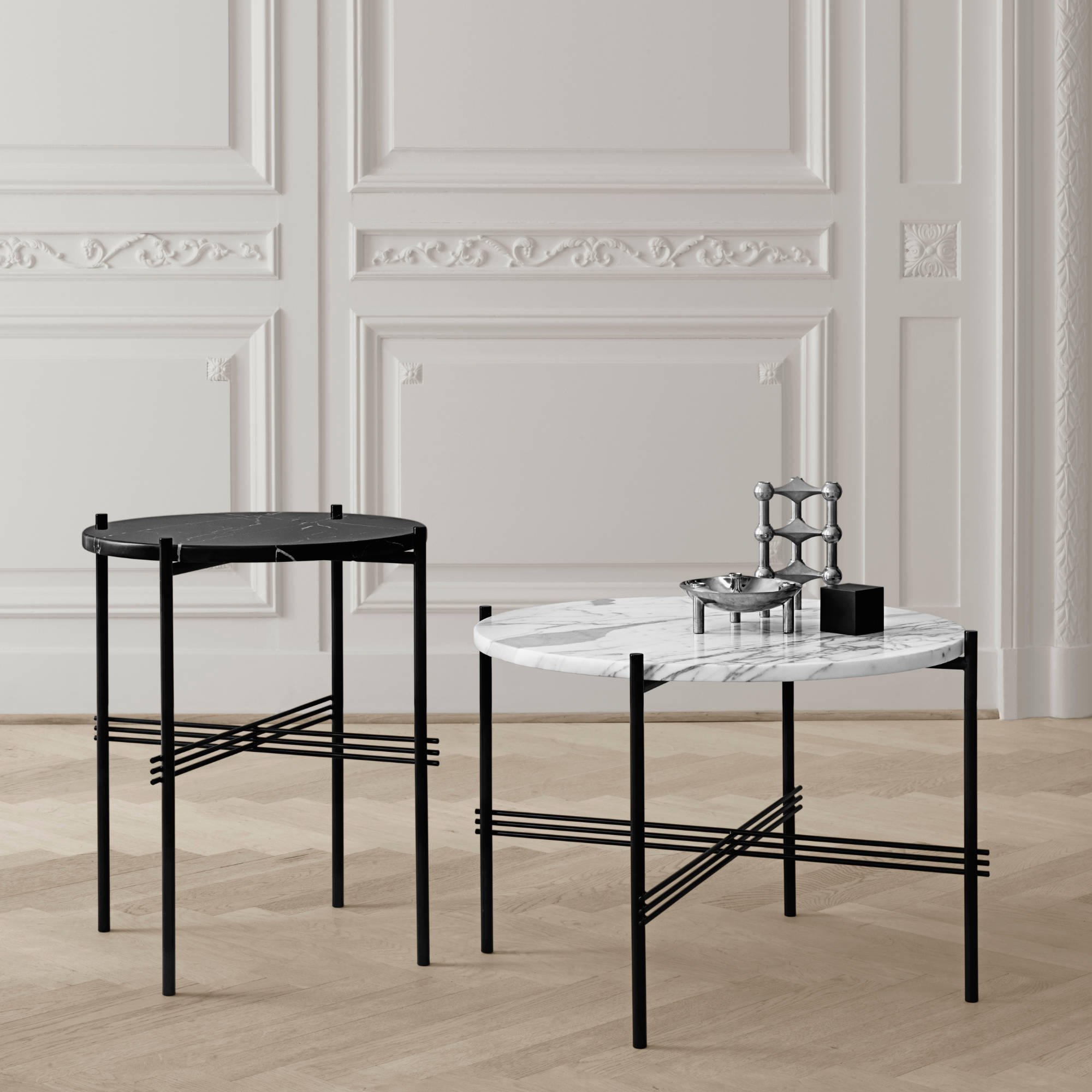 TS 10017145 Round Coffee Table - Black/White Carrara Marble