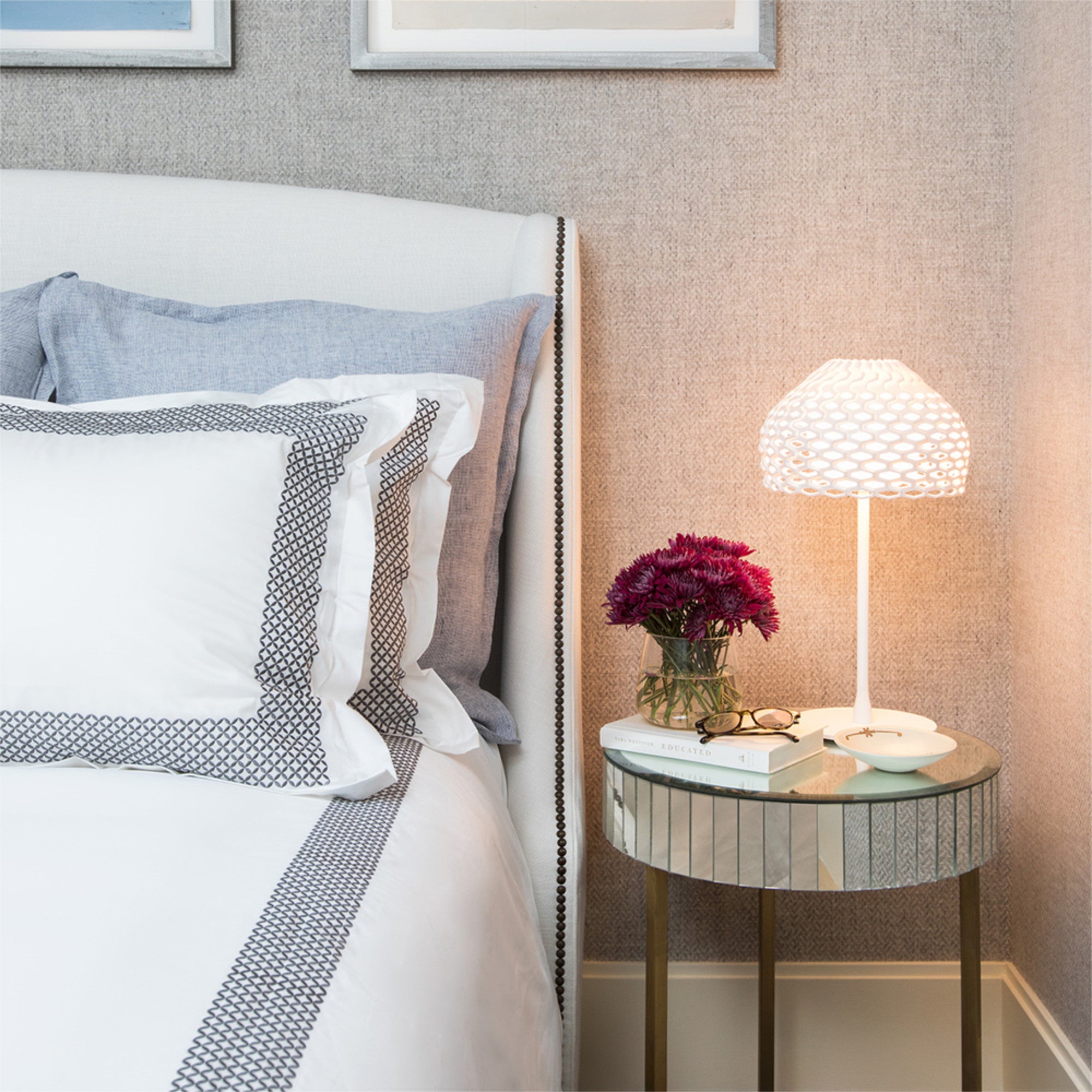 Tatou Table Lamp - White-3