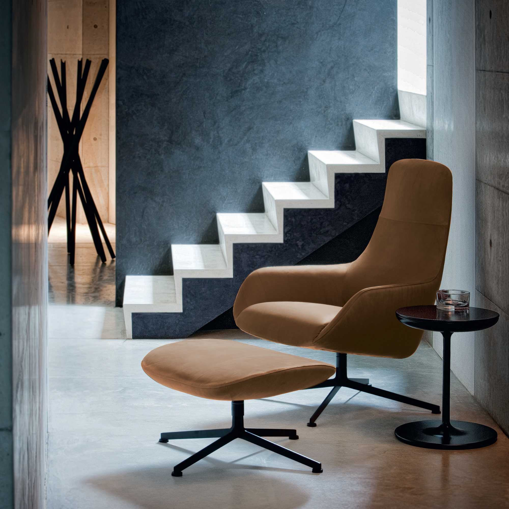 Toi 632 Side Table - Black