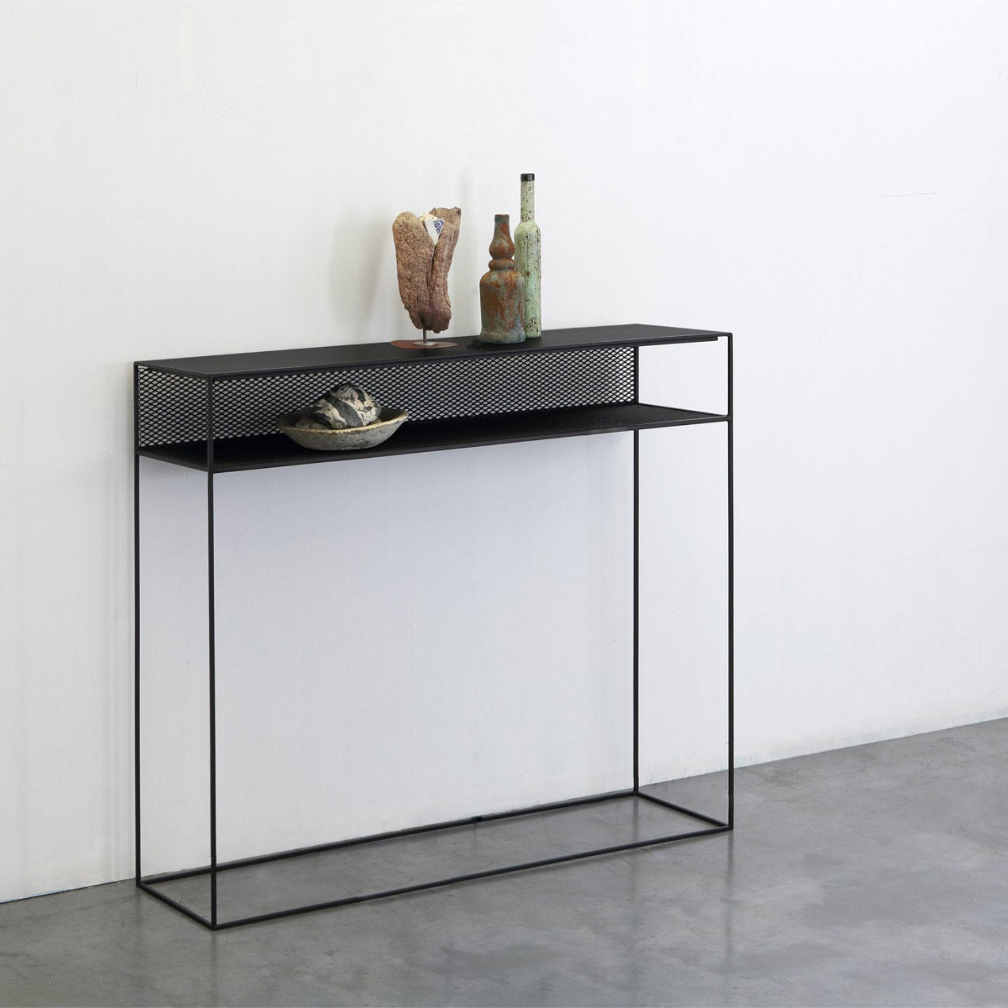 Tristano 517-MIC Console - Micaceous Grey