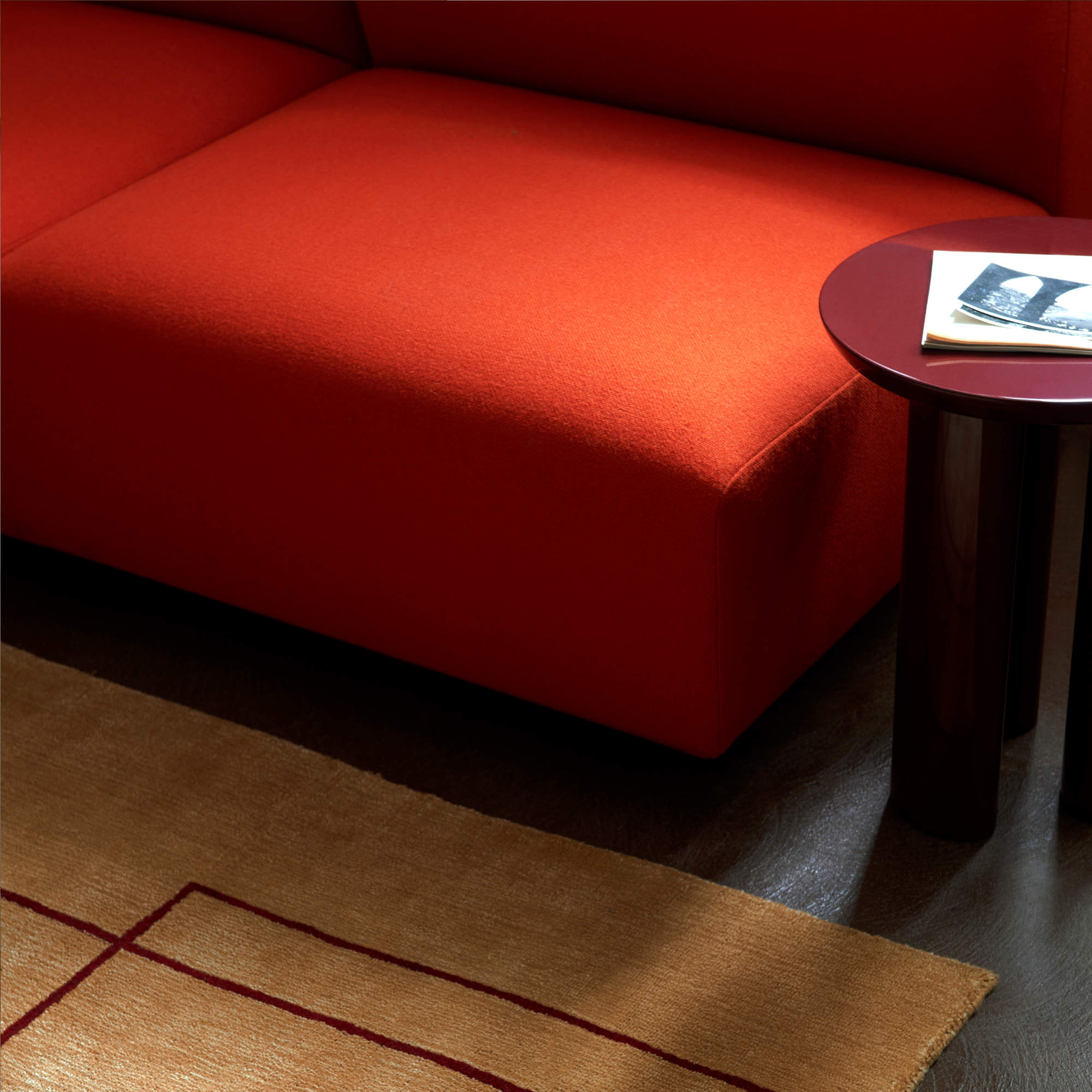 Tung  JA3 Side Table - Burgundy Red-9