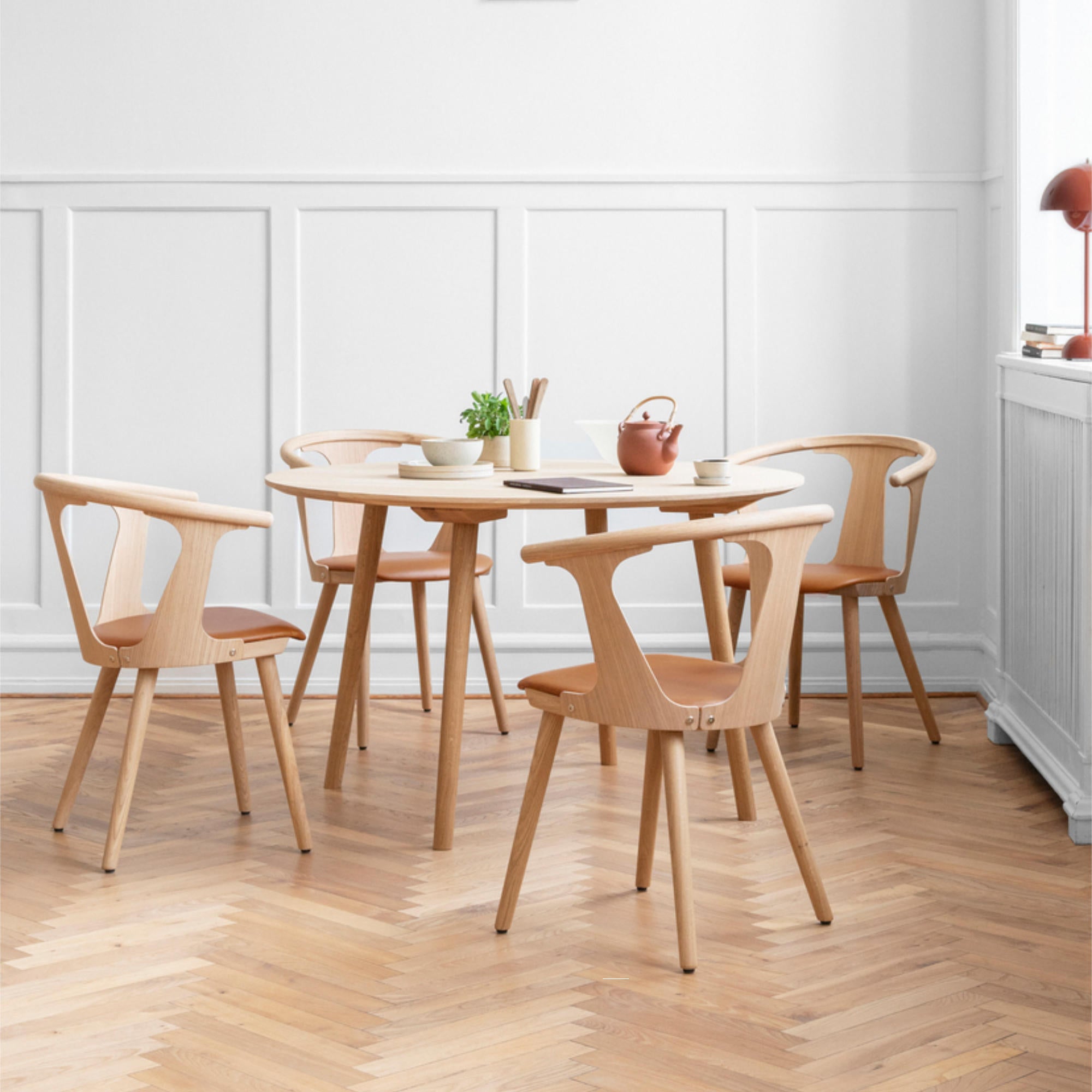 In Between SK4 Dining Table - Oiled Oak