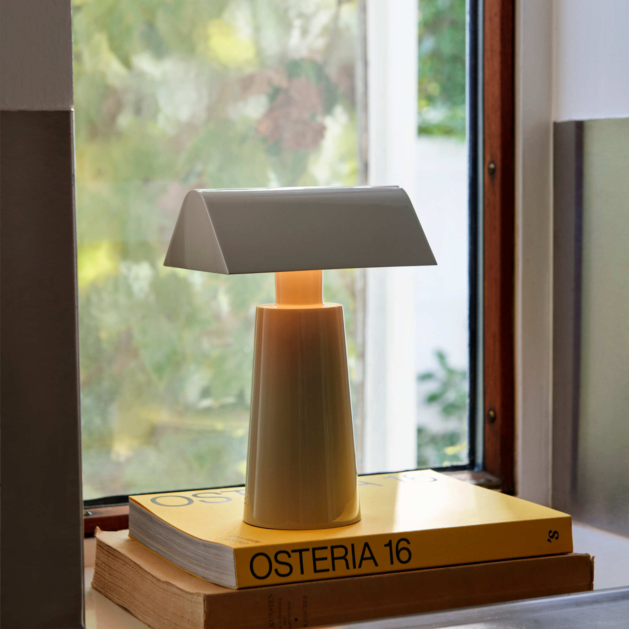 Caret MF1 Portable Table Lamp - Silk Grey-2