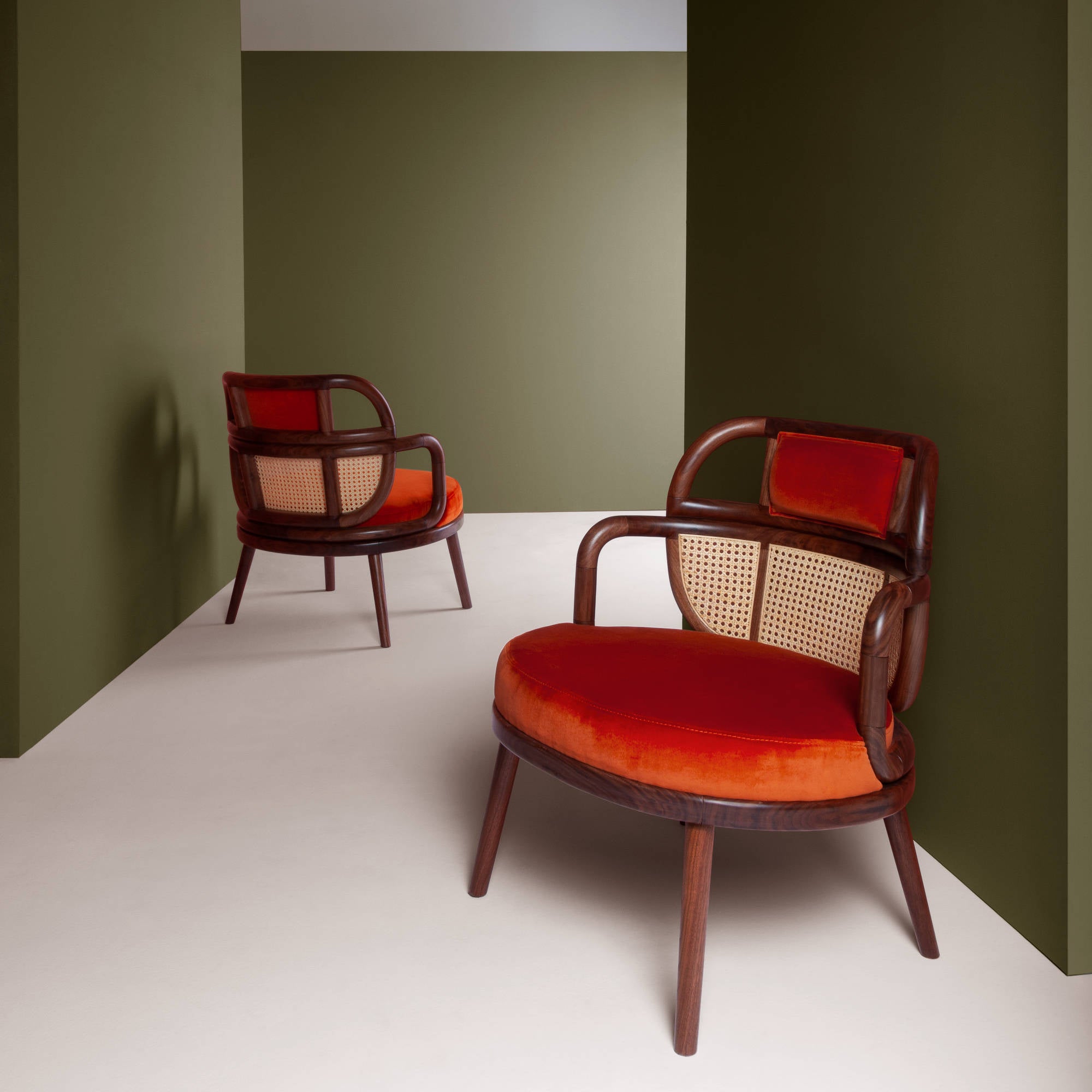 Havana Armchair - Velvet 2 (Velvet Fire)-3