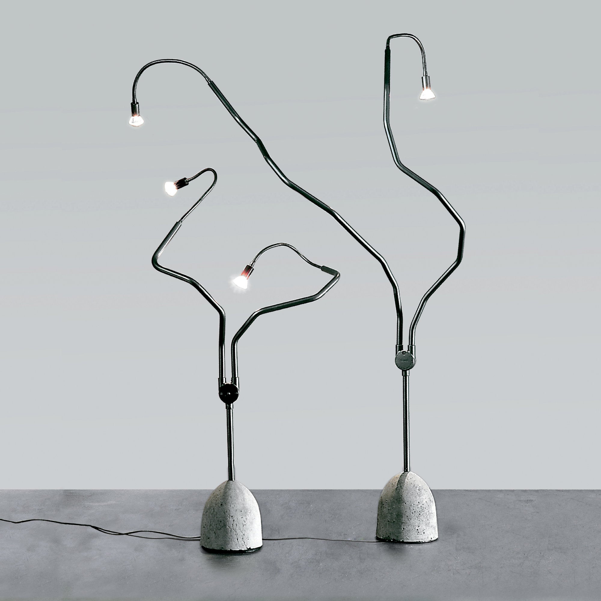Tree Light 825 Floor Lamp - Concrete/Gunmetal